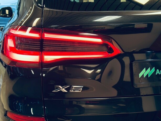 bmw-x5-elektrisitetbensin-2020-big-40