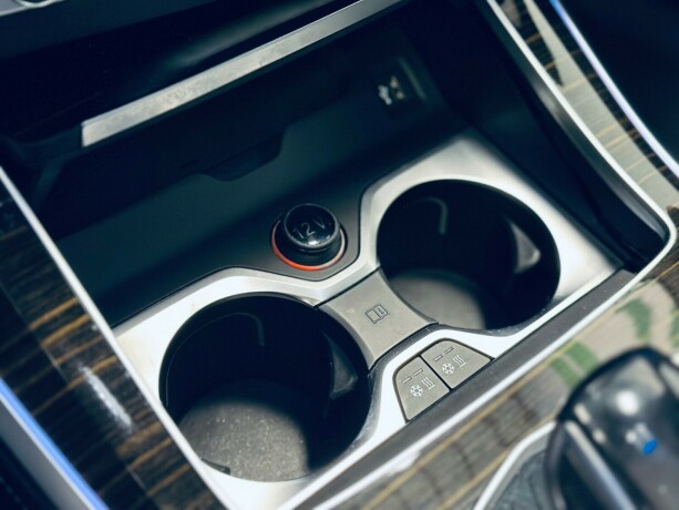 bmw-x5-elektrisitetbensin-2020-big-25
