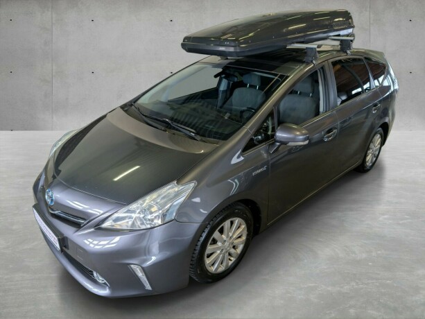 toyota-prius-elektrisitetbensin-2014-big-4