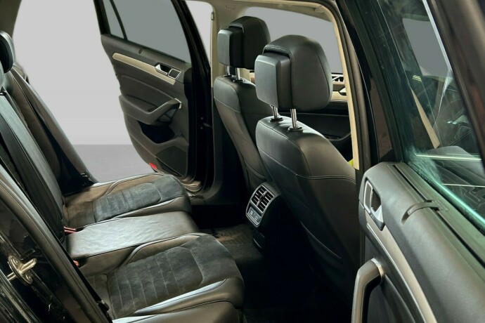 volkswagen-passat-diesel-2016-big-11