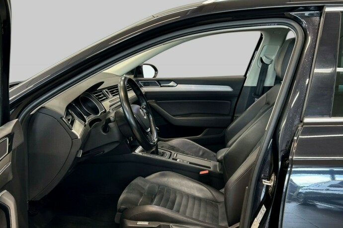 volkswagen-passat-diesel-2016-big-6