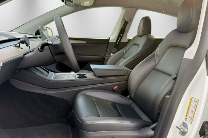 tesla-model-y-elektrisitet-2023-big-24