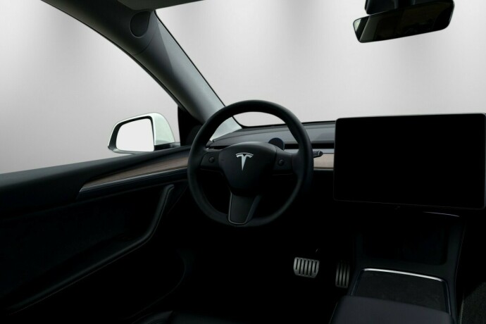 tesla-model-y-elektrisitet-2023-big-12