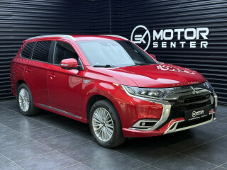 Mitsubishi | Outlander | Elektrisitet+bensin | 2019