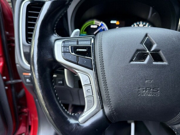 mitsubishi-outlander-elektrisitetbensin-2019-big-15