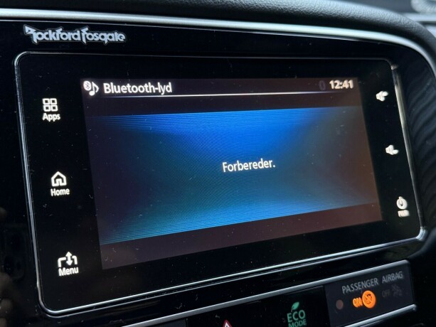 mitsubishi-outlander-elektrisitetbensin-2019-big-21