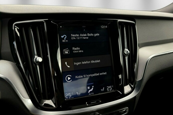 volvo-s60-elektrisitetbensin-2020-big-25