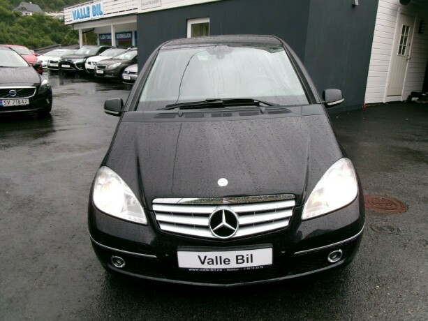 mercedes-benz-a-klasse-bensin-2009-big-1