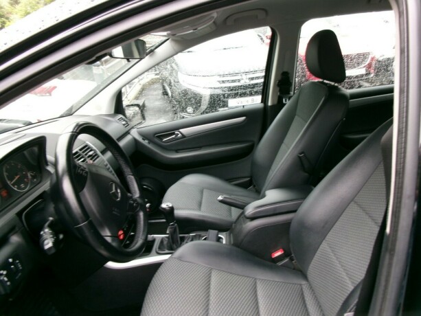 mercedes-benz-a-klasse-bensin-2009-big-8