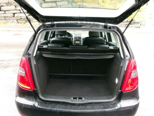 mercedes-benz-a-klasse-bensin-2009-big-6