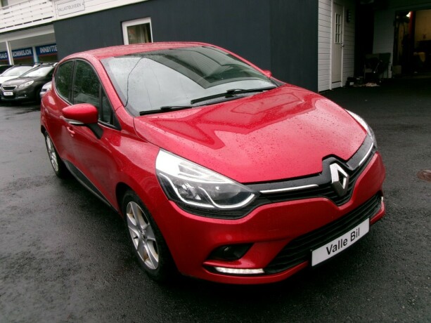 renault-clio-bensin-2017-big-0