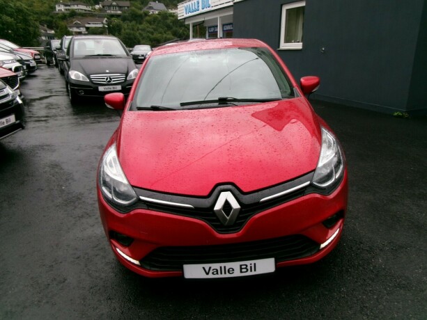 renault-clio-bensin-2017-big-1
