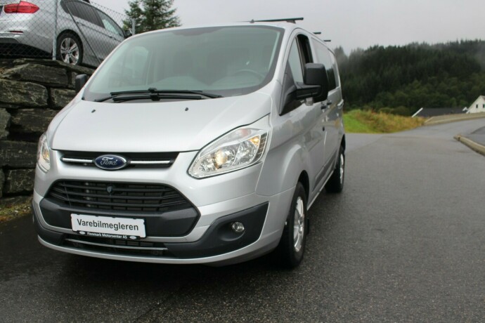 ford-transit-custom-diesel-2018-big-1