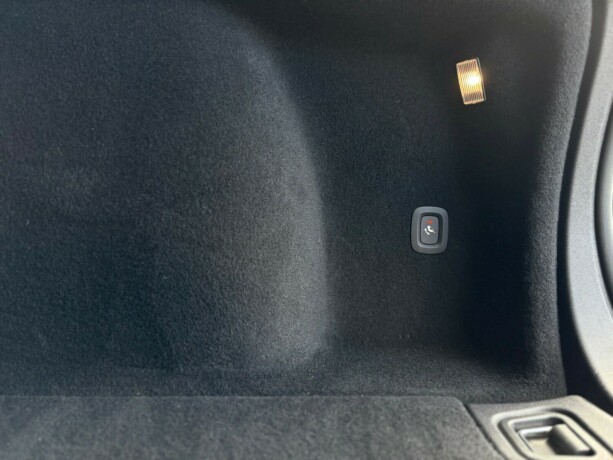 volvo-v60-elektrisitetbensin-2020-big-12
