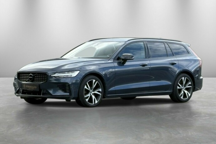 volvo-v60-elektrisitetbensin-2020-big-1