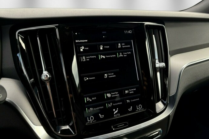 volvo-v60-elektrisitetbensin-2020-big-25