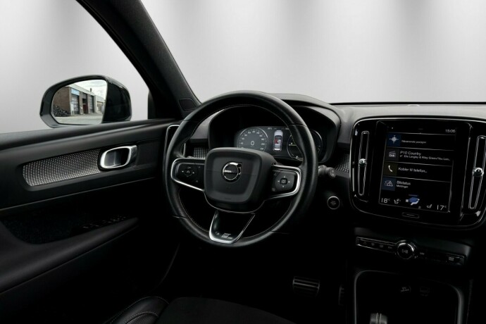 volvo-xc-40-elektrisitetbensin-2020-big-18