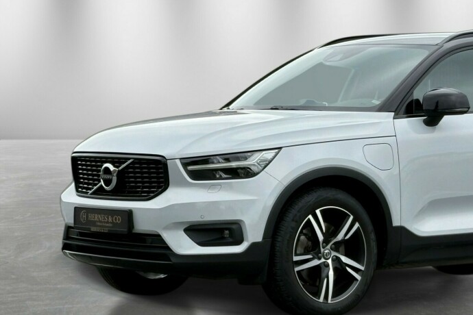 volvo-xc-40-elektrisitetbensin-2020-big-2