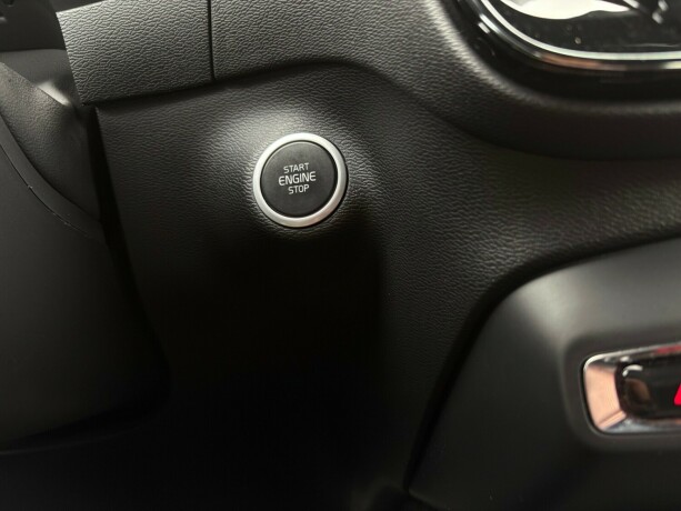 volvo-xc-40-plug-in-petrol-2020-big-23