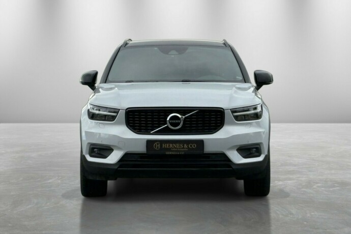 volvo-xc-40-elektrisitetbensin-2020-big-3