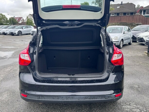 ford-focus-diesel-2011-big-11