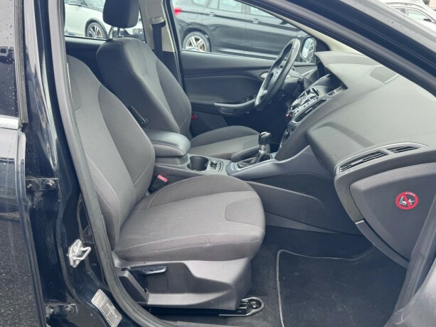 ford-focus-diesel-2011-big-7
