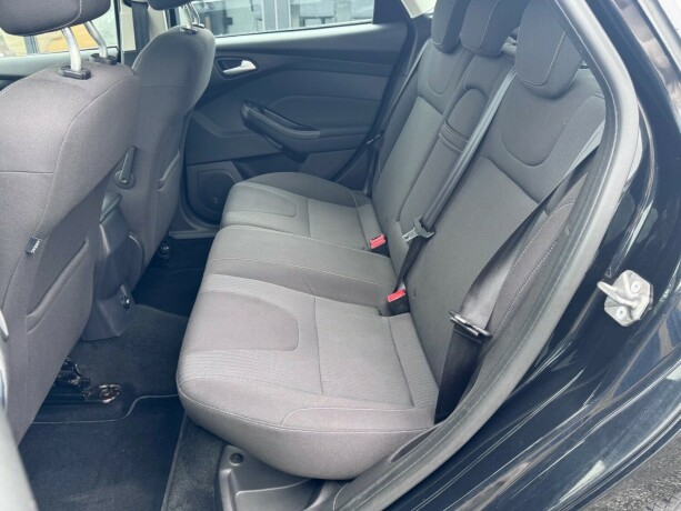 ford-focus-diesel-2011-big-10
