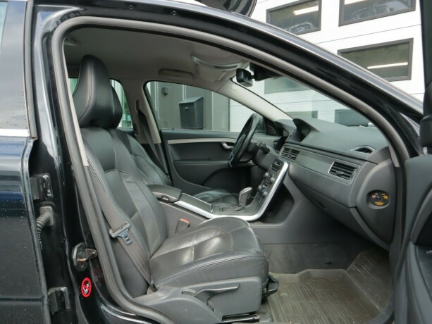 volvo-v70-diesel-2013-big-6