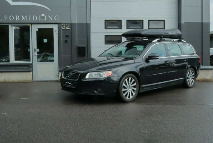 volvo-v70-diesel-2013-big-0