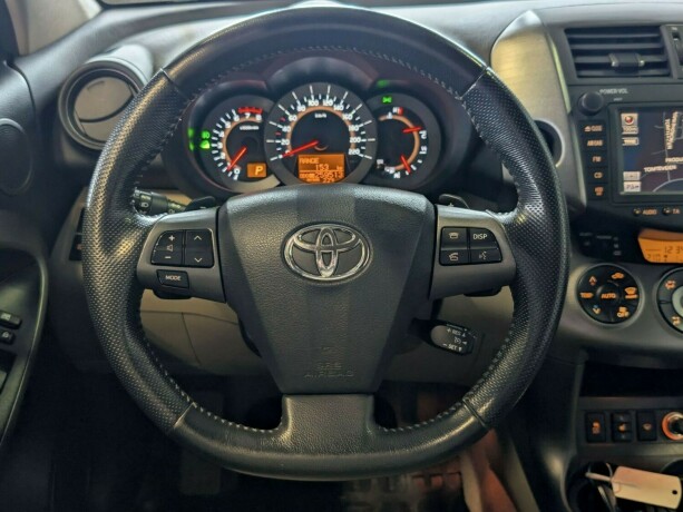 toyota-rav4-bensin-2009-big-15