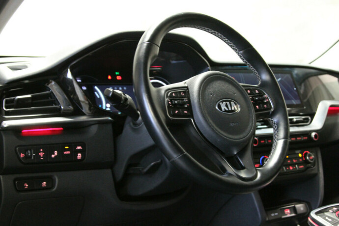 kia-e-niro-elektrisitet-2021-big-16