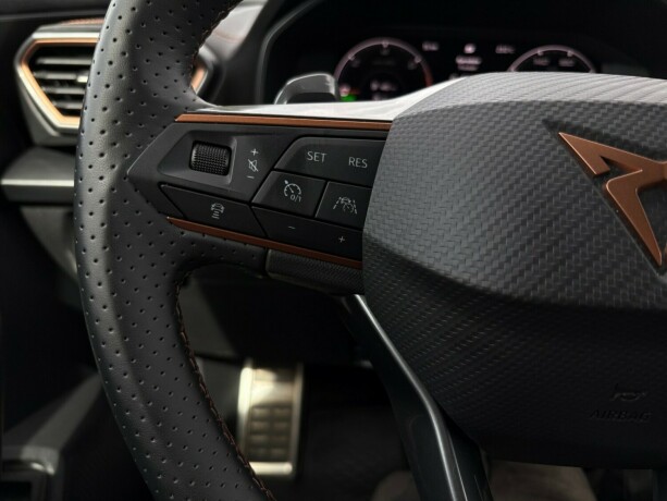 cupra-formentor-elektrisitetbensin-2022-big-14