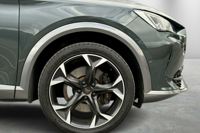 cupra-formentor-elektrisitetbensin-2022-big-34