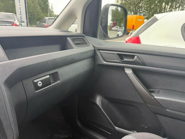 volkswagen-caddy-bensin-2017-big-17