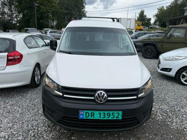 volkswagen-caddy-bensin-2017-big-3
