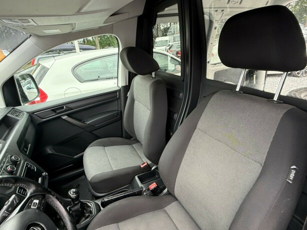 volkswagen-caddy-bensin-2017-big-11
