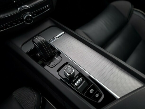 volvo-xc-60-elektrisitetbensin-2020-big-20