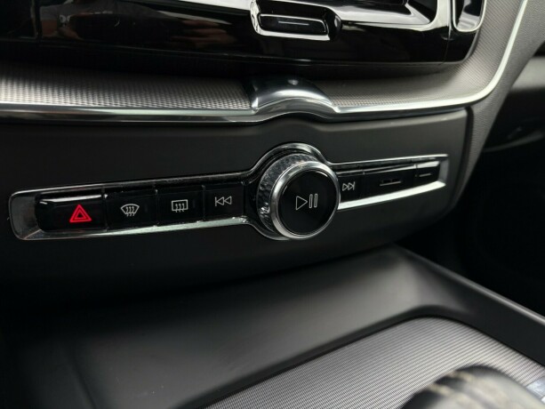 volvo-xc-60-elektrisitetbensin-2020-big-25