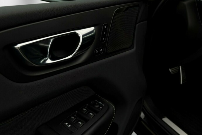volvo-xc-60-elektrisitetbensin-2020-big-30
