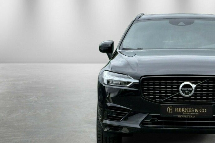 volvo-xc-60-elektrisitetbensin-2020-big-3
