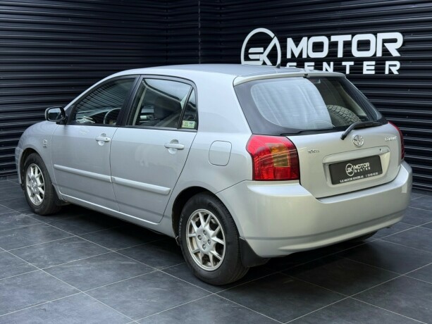 toyota-corolla-bensin-2003-big-1