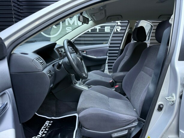 toyota-corolla-bensin-2003-big-19
