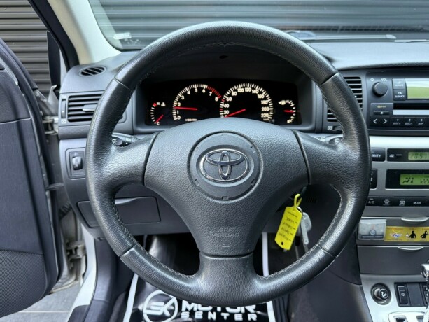 toyota-corolla-bensin-2003-big-13