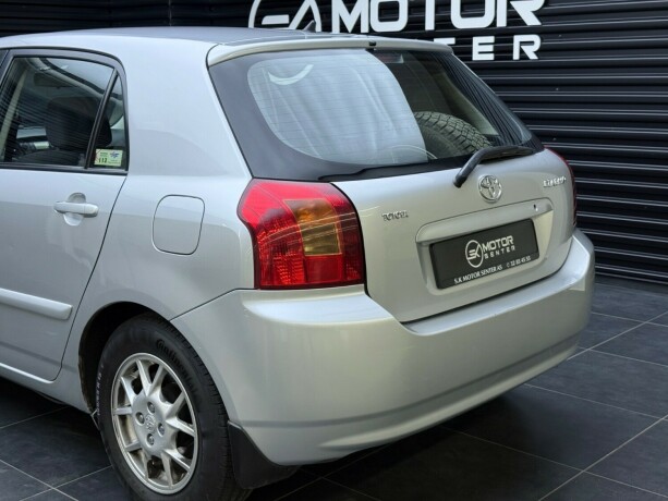 toyota-corolla-bensin-2003-big-5