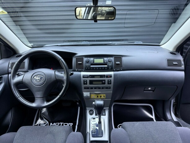 toyota-corolla-bensin-2003-big-9