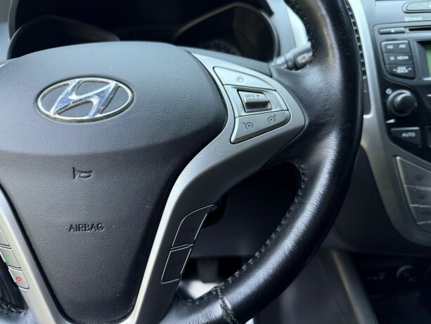hyundai-ix20-bensin-2013-big-15