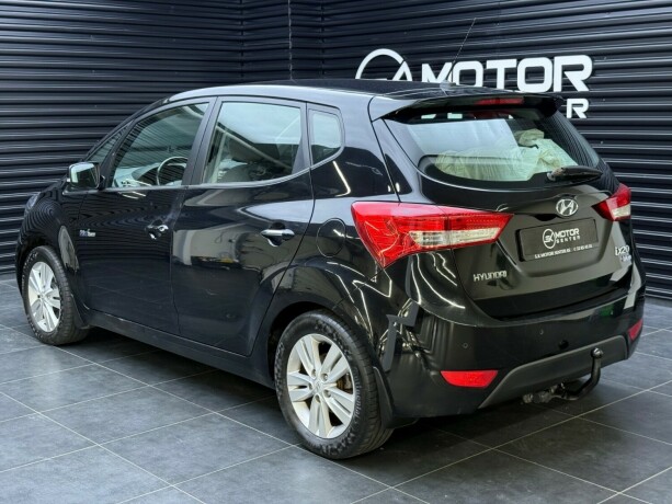 hyundai-ix20-bensin-2013-big-1