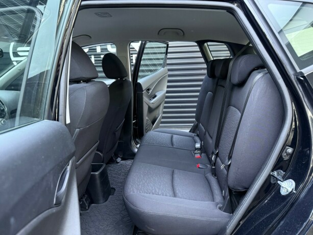 hyundai-ix20-bensin-2013-big-24