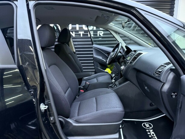 hyundai-ix20-bensin-2013-big-23