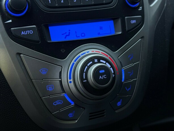 hyundai-ix20-bensin-2013-big-19